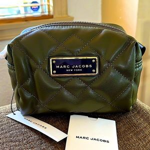 BNWT Marc Jacobs quilted leather cosmetic bag